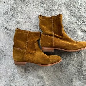 Frye Suede bootie Size 11